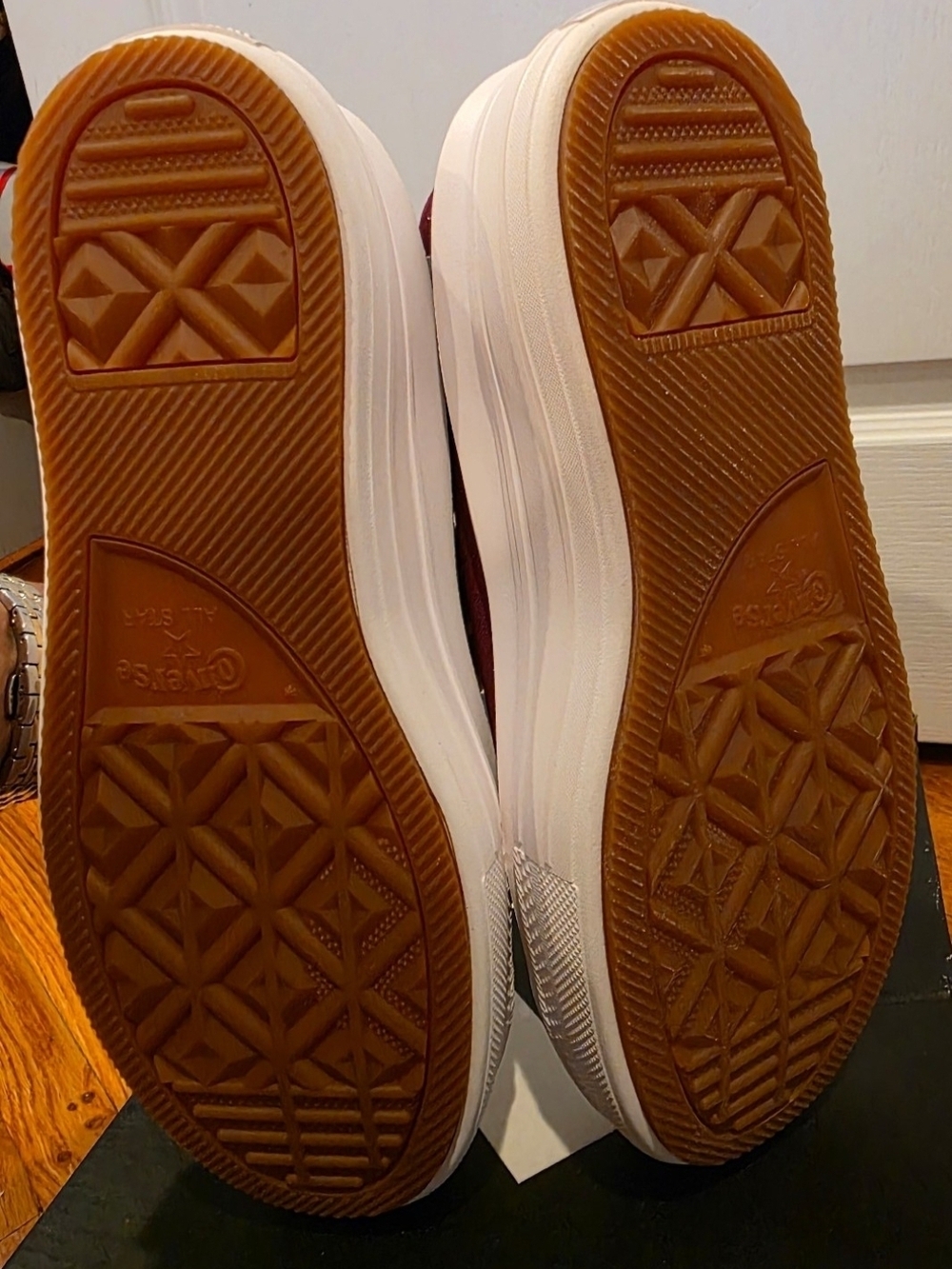 Converse CTAS Move Hi Platform Burgundy Women’s 8.5 NEW - Picture 3 of 5